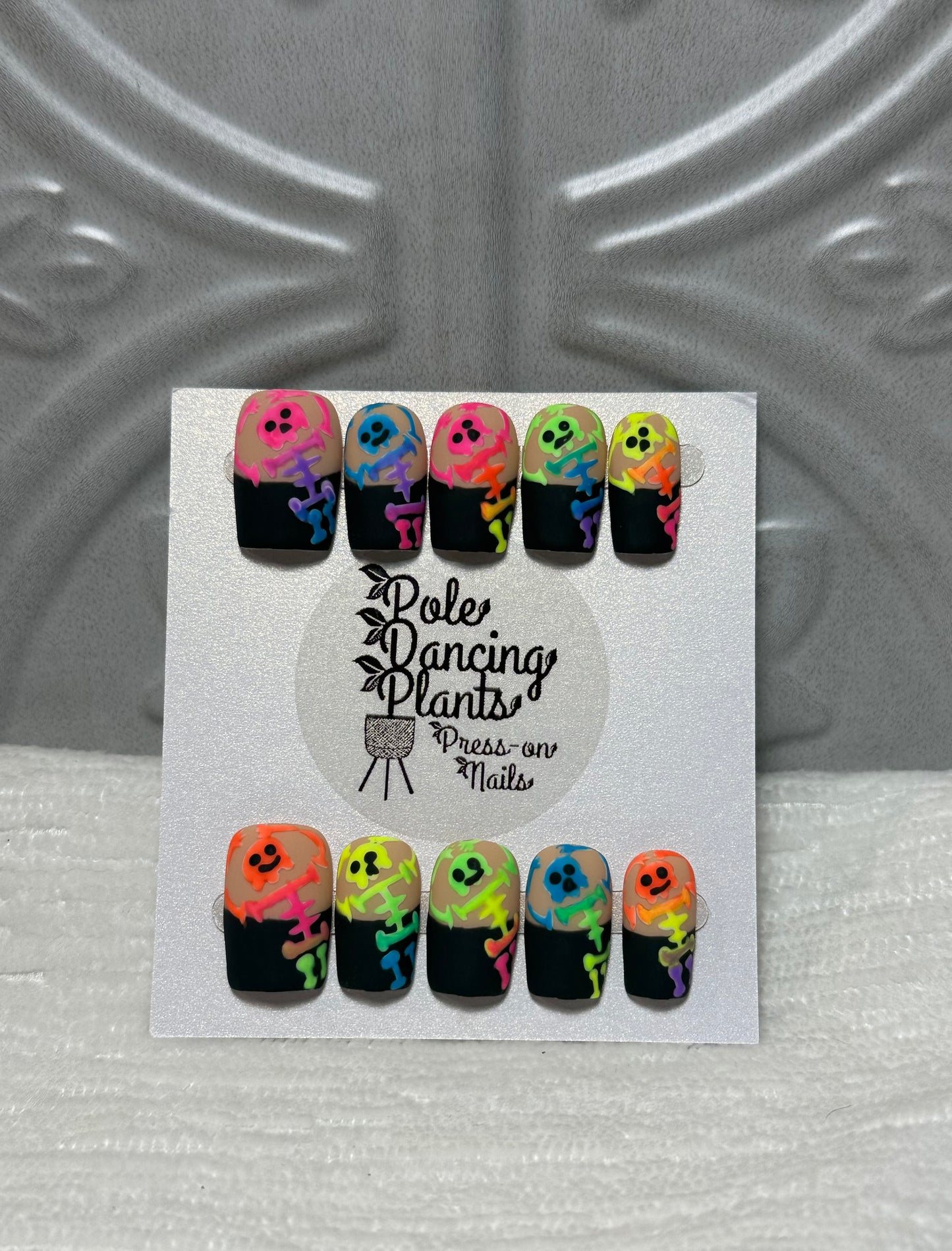 Nail Art By Pole Dancing Plants